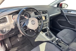 Punainen Volkswagen GOLF 2015 kuva 7.
