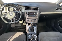 Punainen Volkswagen GOLF 2015 kuva 9.