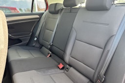 Punainen Volkswagen GOLF 2015 kuva 16.