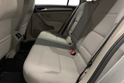 Harmaa Volkswagen GOLF 2015 kuva 10.