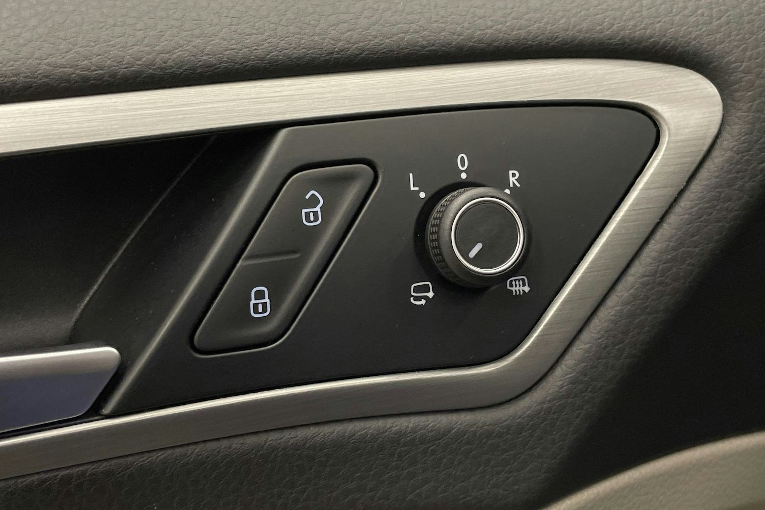 Harmaa Volkswagen GOLF 2015 kuva 15.