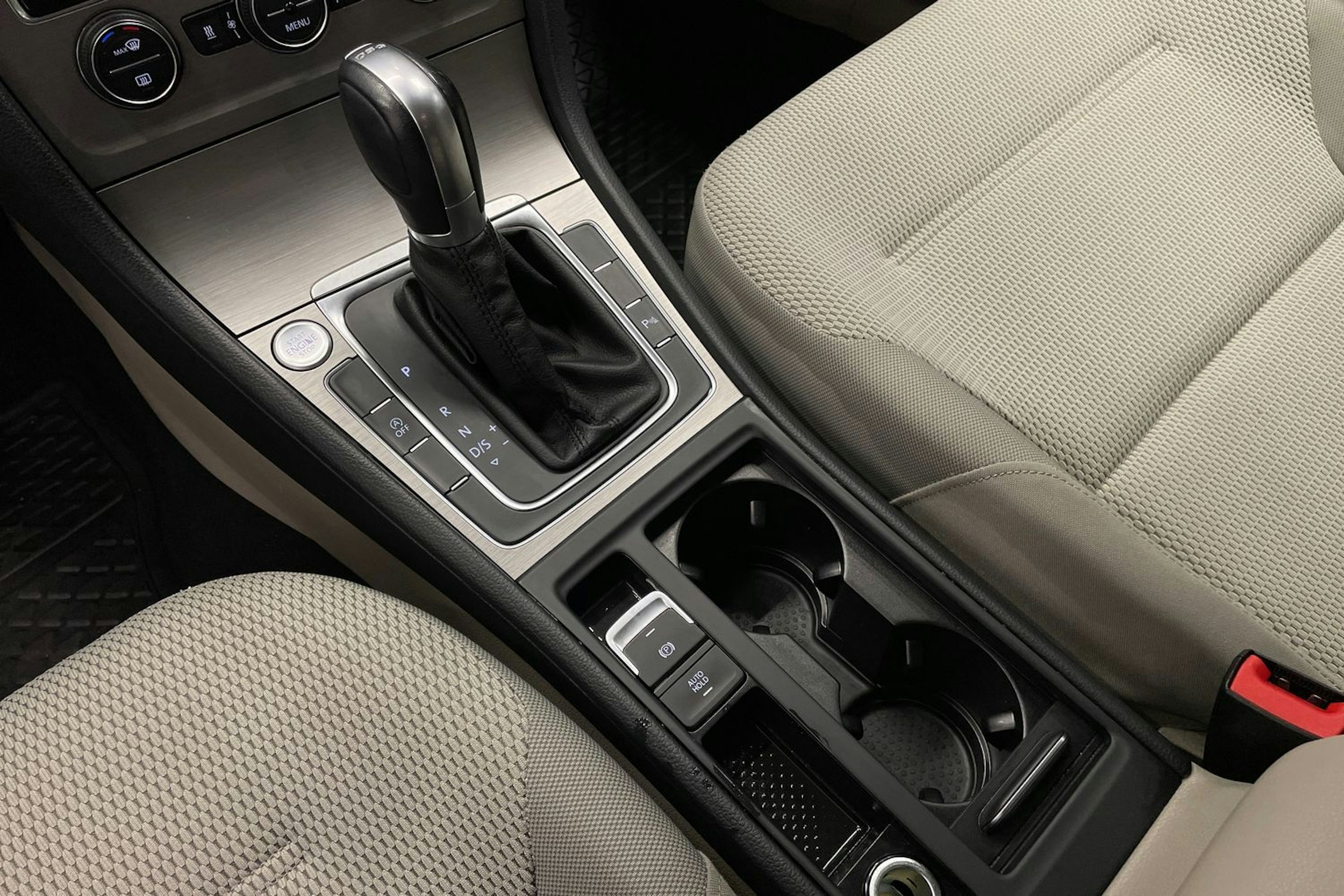 Harmaa Volkswagen GOLF 2015 kuva 19.