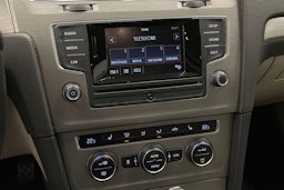 Harmaa Volkswagen GOLF 2015 kuva 20.