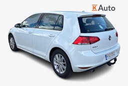 valkoinen Volkswagen Golf 2015 kuva 2.