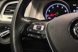 harmaa Volkswagen Golf 2015 kuva 17.