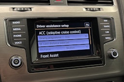 harmaa Volkswagen Golf 2015 kuva 20.