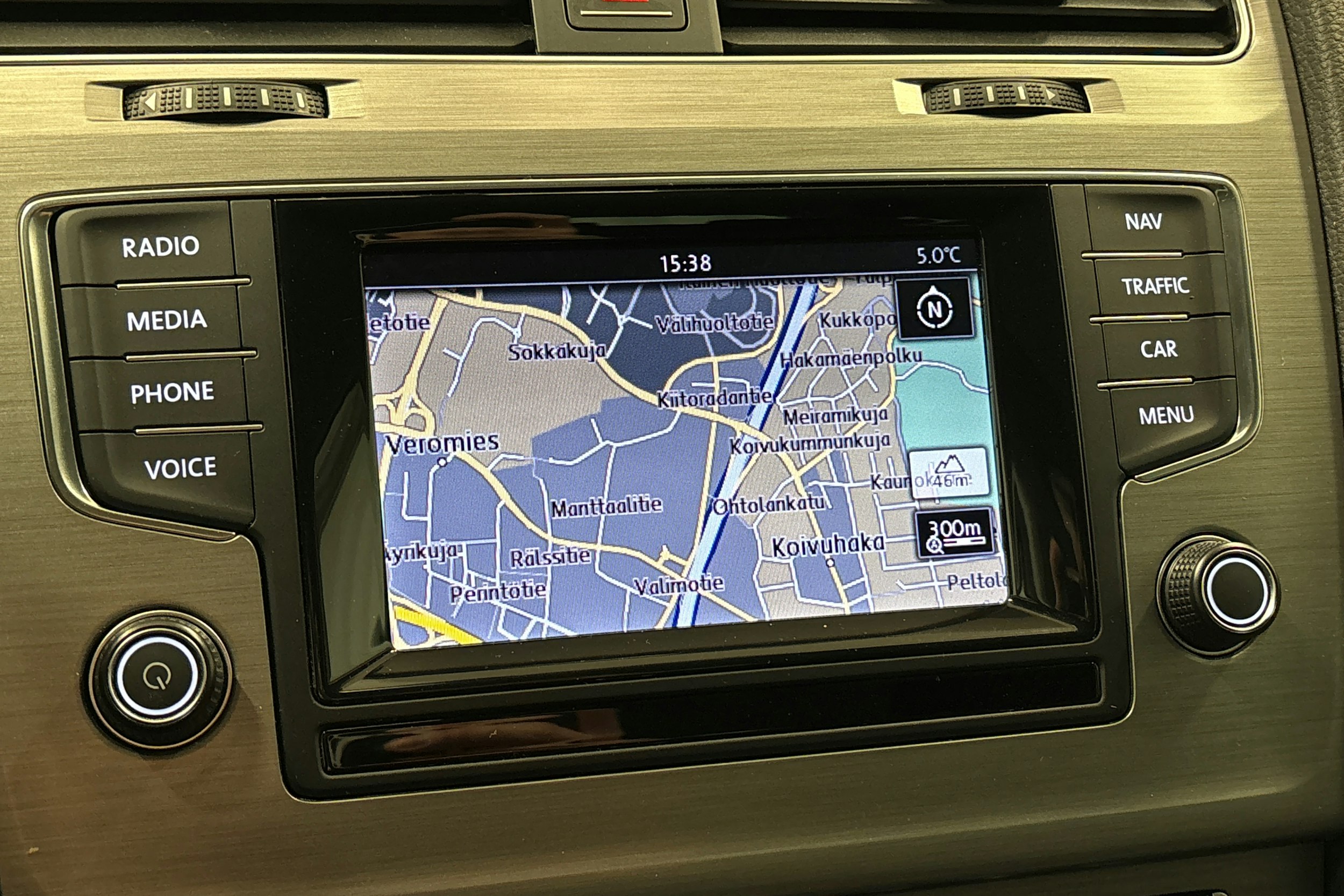 harmaa Volkswagen Golf 2015 kuva 22.