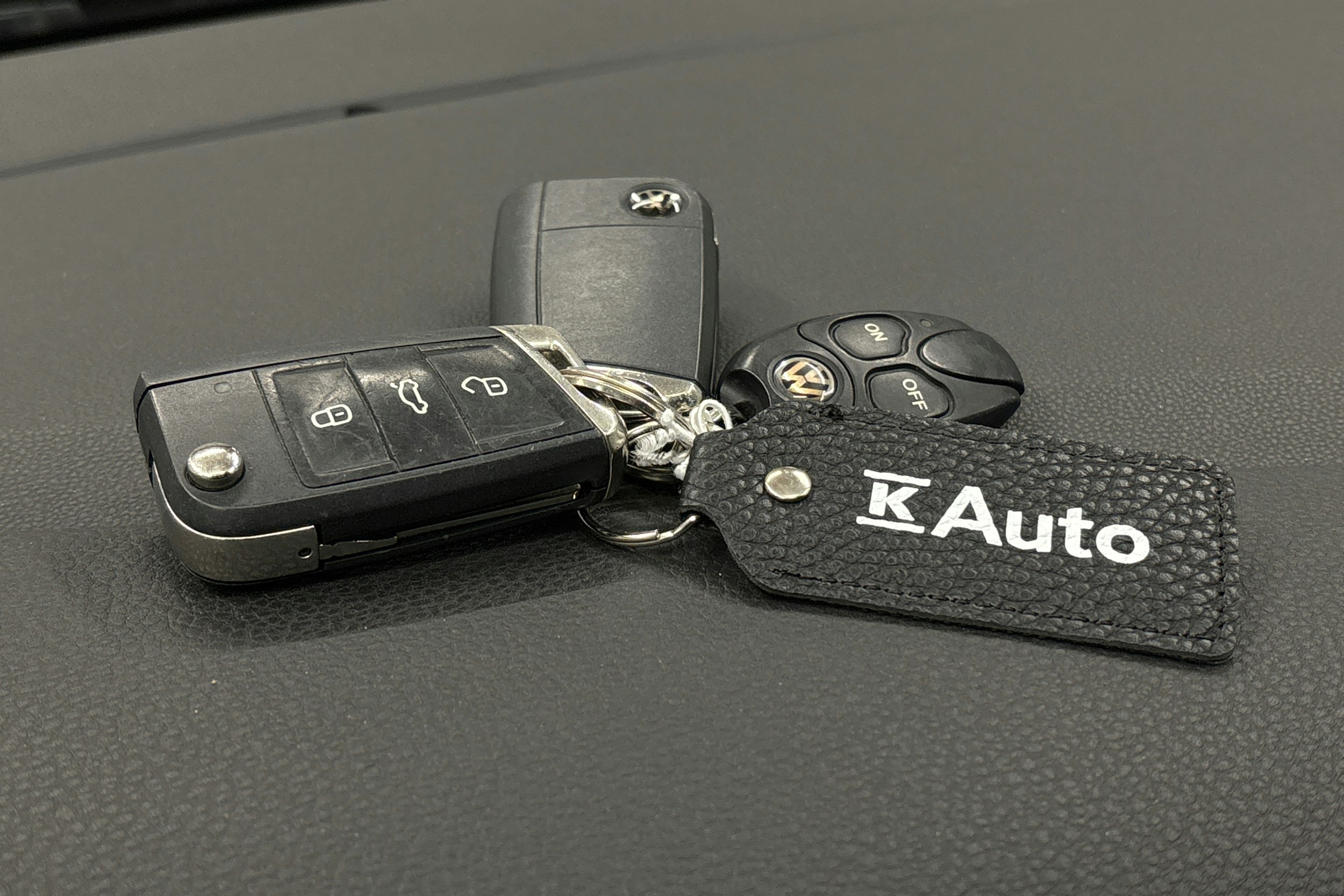 harmaa Volkswagen Golf 2015 kuva 27.