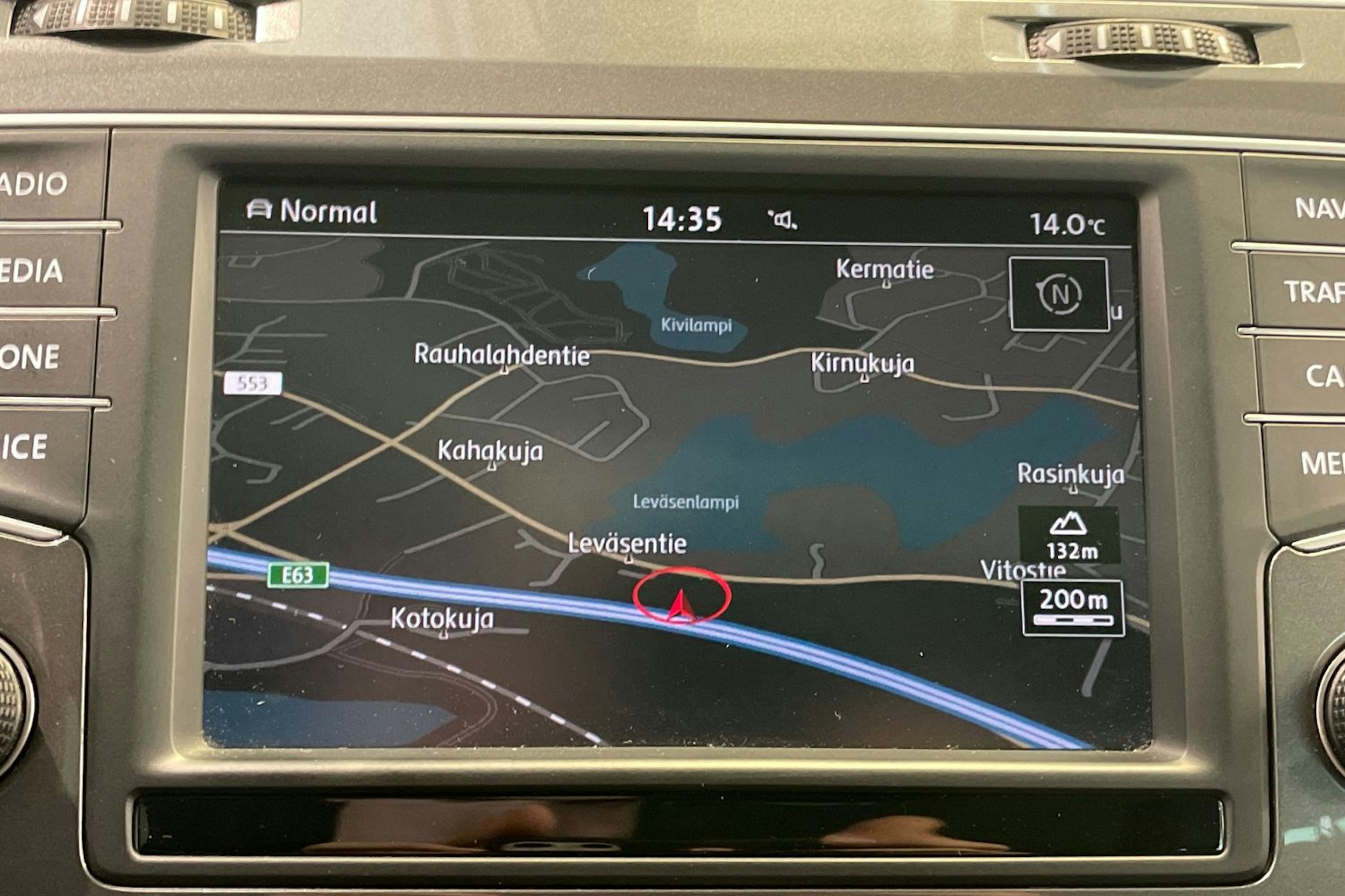 musta Volkswagen Golf 2015 kuva 19.