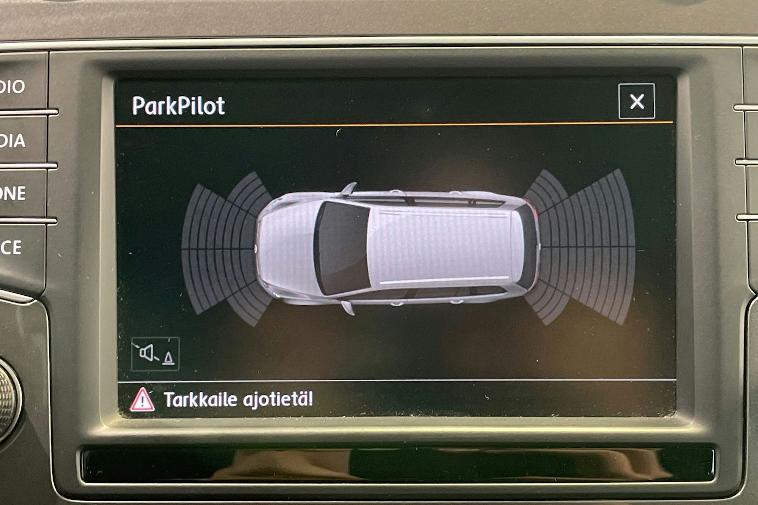 musta Volkswagen Golf 2015 kuva 20.