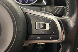 musta Volkswagen Golf 2015 kuva 14.