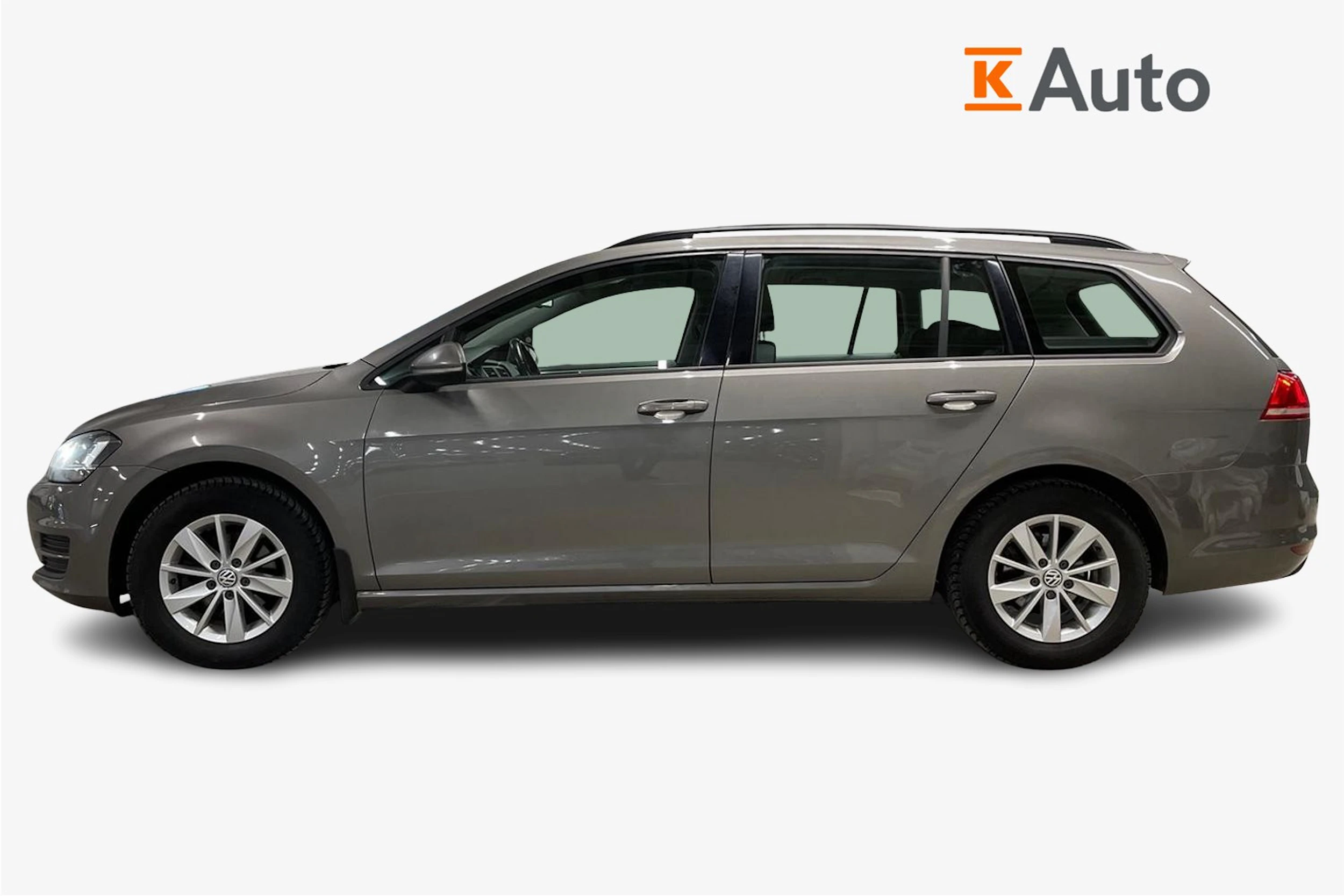 harmaa Volkswagen Golf 2015 kuva 5.