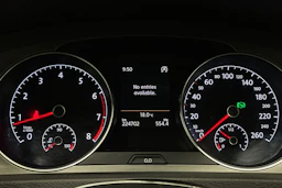 harmaa Volkswagen Golf 2015 kuva 13.