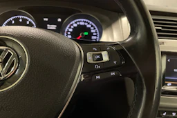 harmaa Volkswagen Golf 2015 kuva 21.