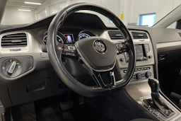 harmaa Volkswagen Golf 2015 kuva 22.