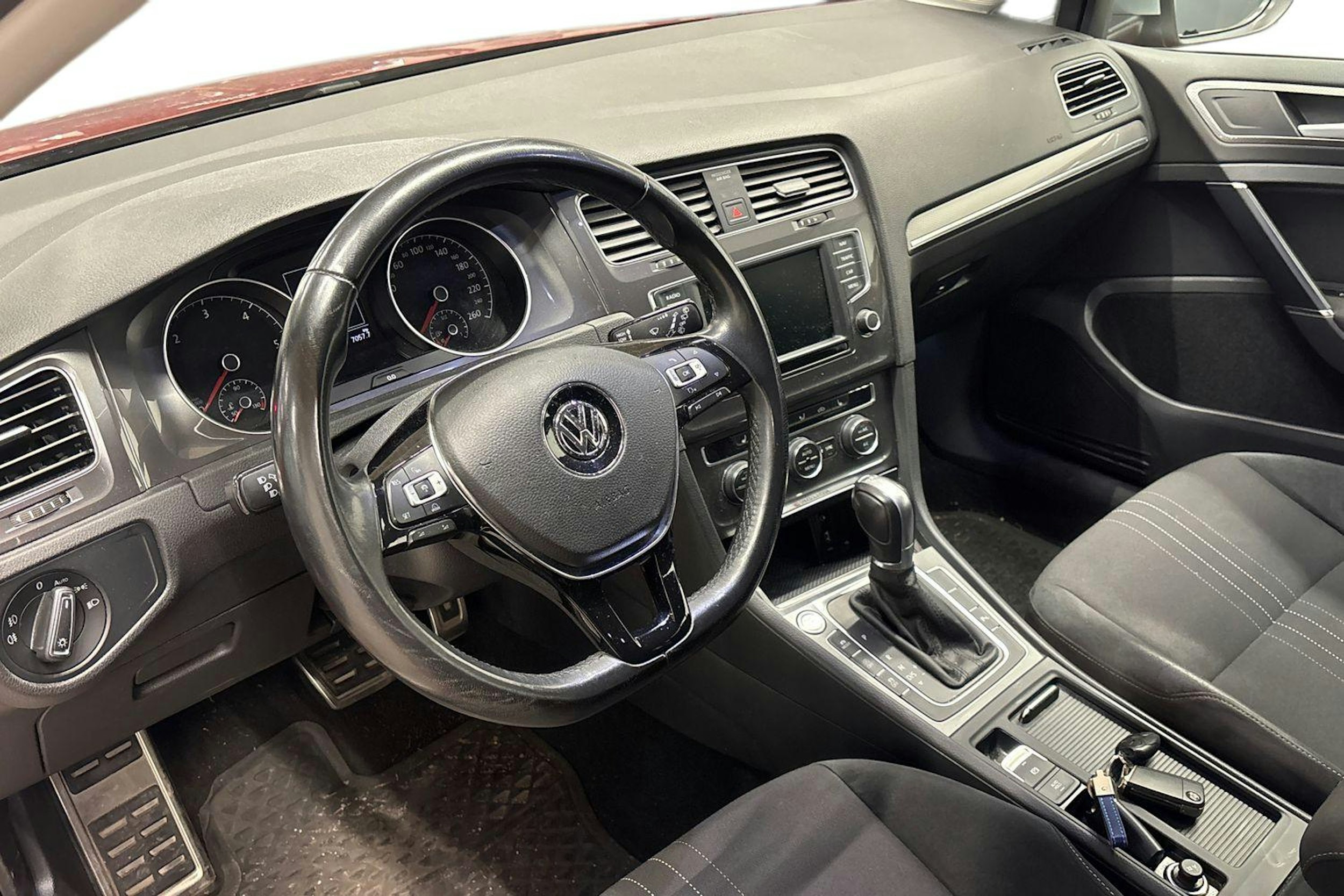 met. punainen Volkswagen Golf 2015 kuva 3.