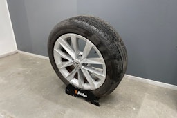 met. punainen Volkswagen Golf 2016 kuva 14.