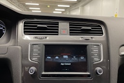 met. punainen Volkswagen Golf 2016 kuva 17.