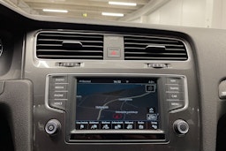 met. punainen Volkswagen Golf 2016 kuva 18.