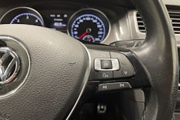 met. punainen Volkswagen Golf 2016 kuva 24.