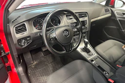 punainen Volkswagen Golf 2016 kuva 3.