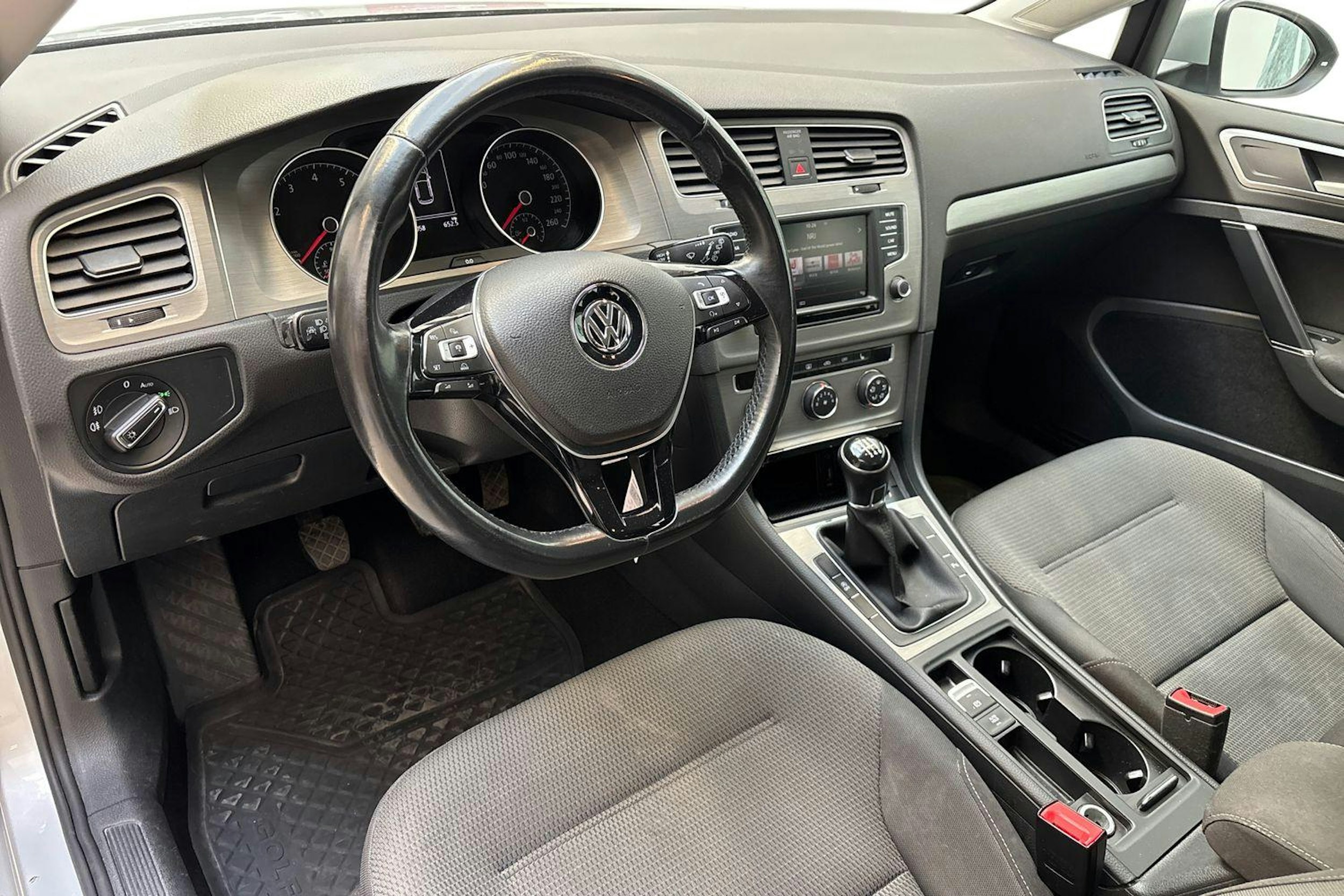 hopea Volkswagen Golf 2016 kuva 7.
