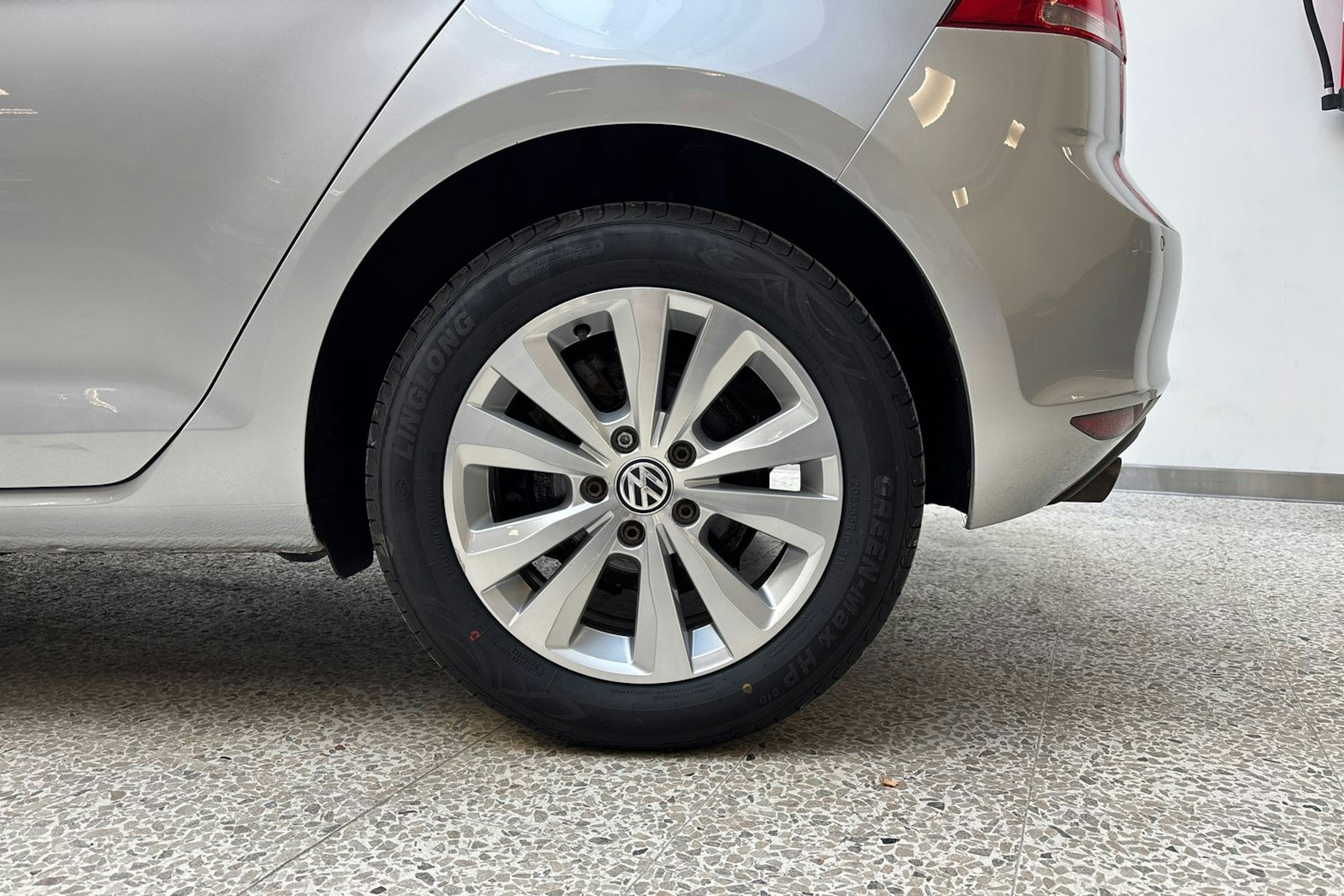 hopea Volkswagen Golf 2016 kuva 11.