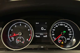 harmaa Volkswagen Golf 2017 kuva 16.