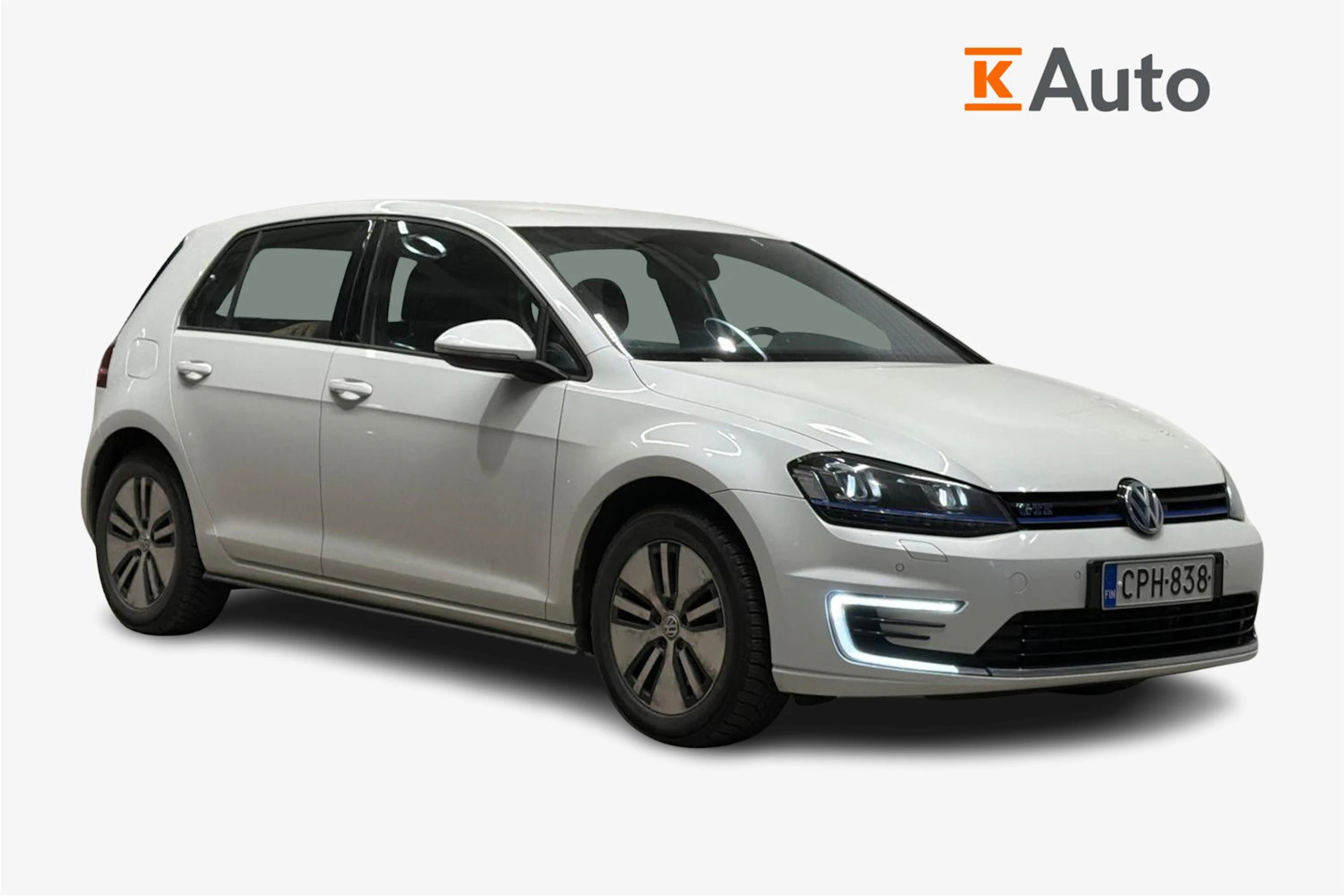 valkoinen Volkswagen Golf 2016 kuva 1.
