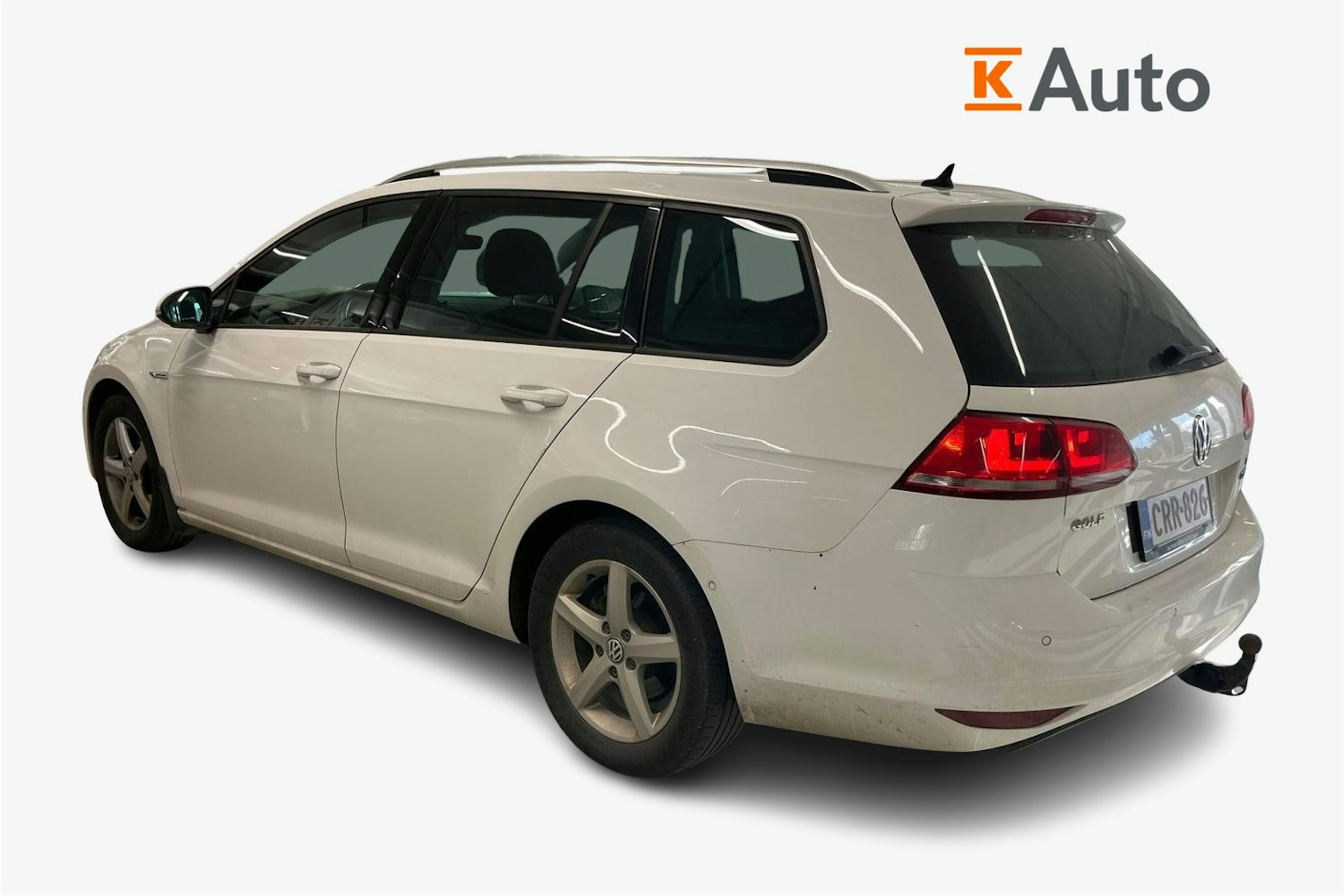 valkoinen Volkswagen Golf 2016 kuva 2.