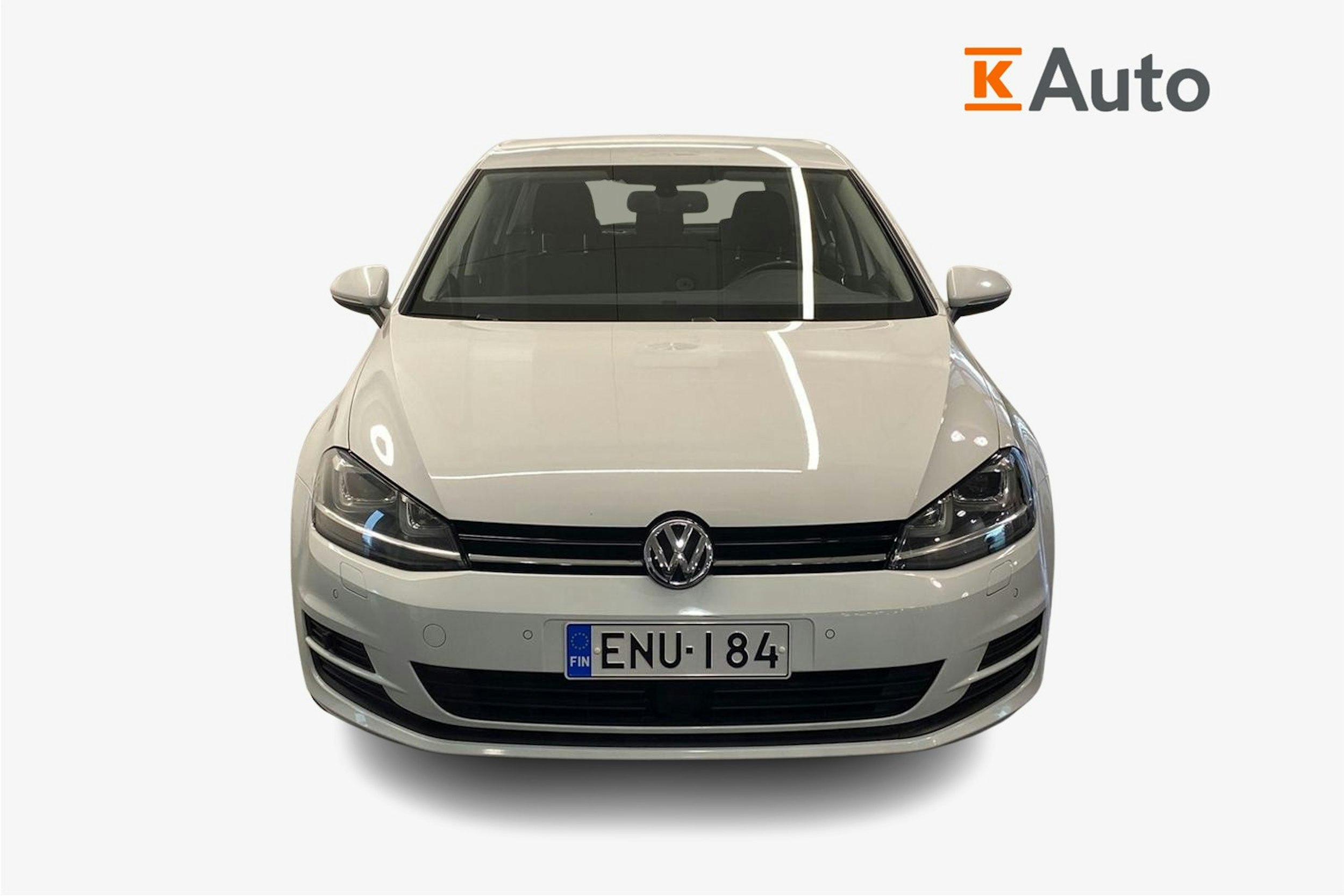 valkoinen Volkswagen Golf 2016 kuva 5.