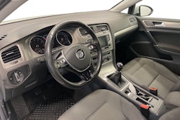 valkoinen Volkswagen Golf 2016 kuva 7.