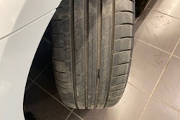 valkoinen Volkswagen Golf 2016 kuva 15.