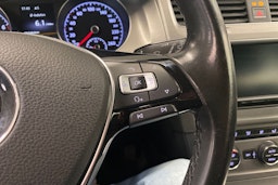 valkoinen Volkswagen Golf 2016 kuva 17.