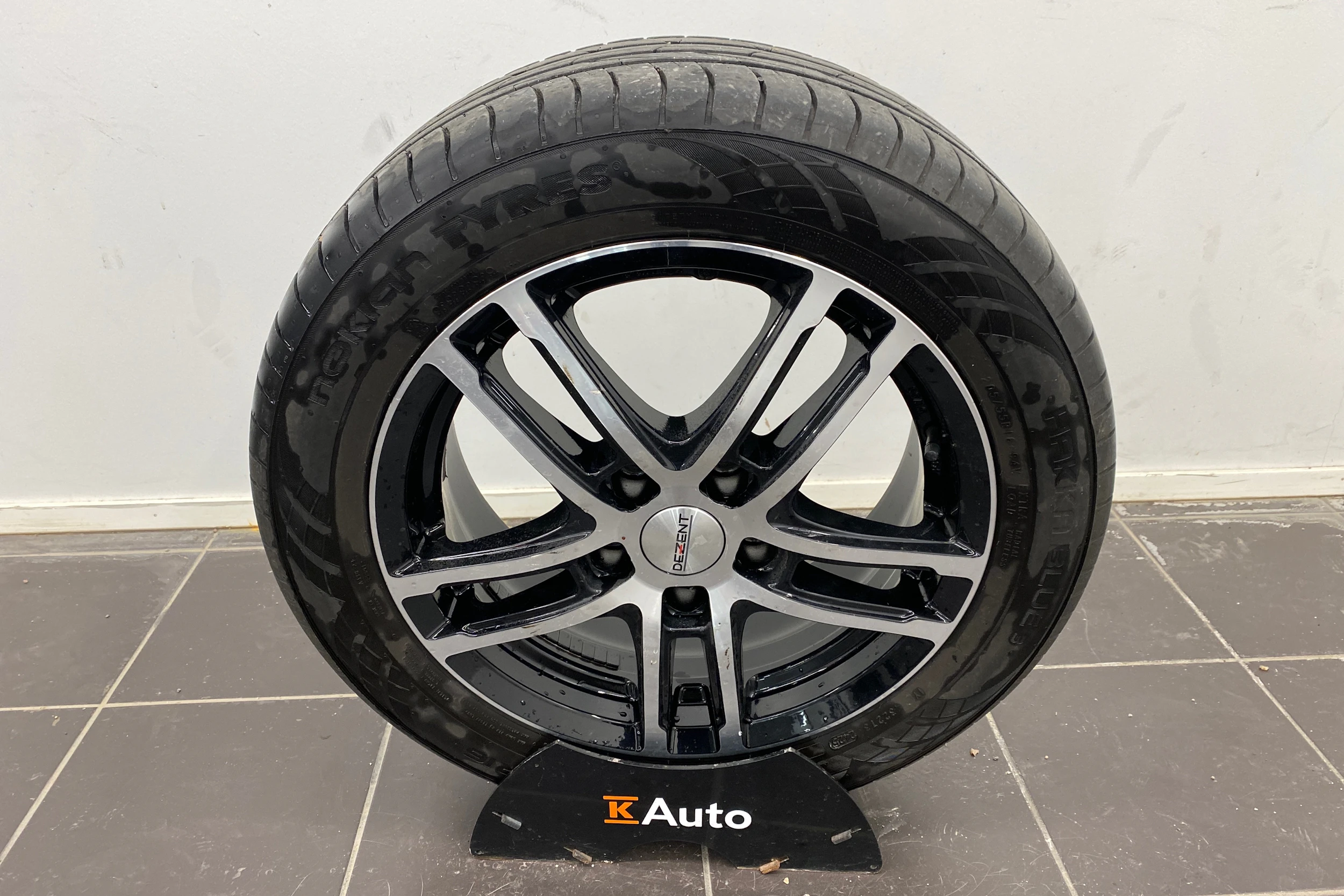 valkoinen Volkswagen Golf 2016 kuva 16.