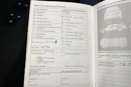 valkoinen Volkswagen Golf 2016 kuva 26.