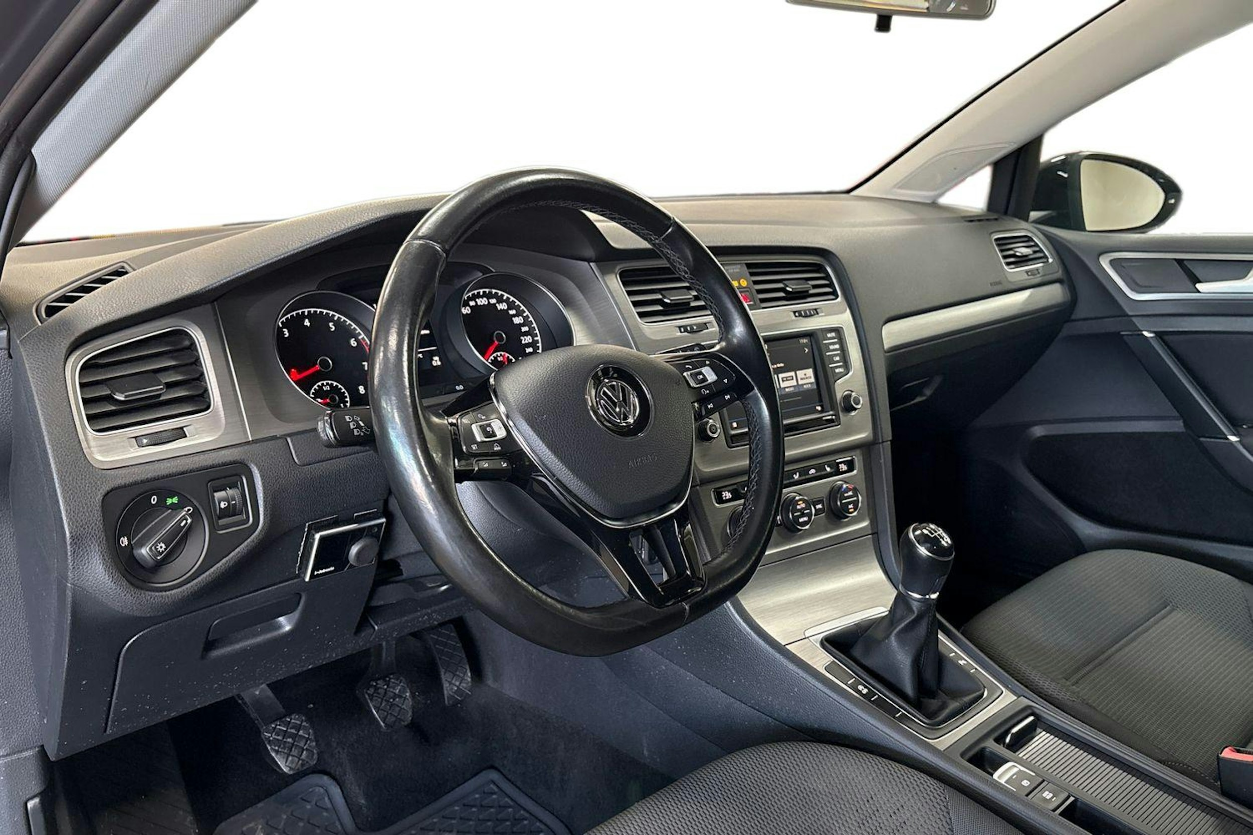 Harmaa Volkswagen GOLF 2016 kuva 7.
