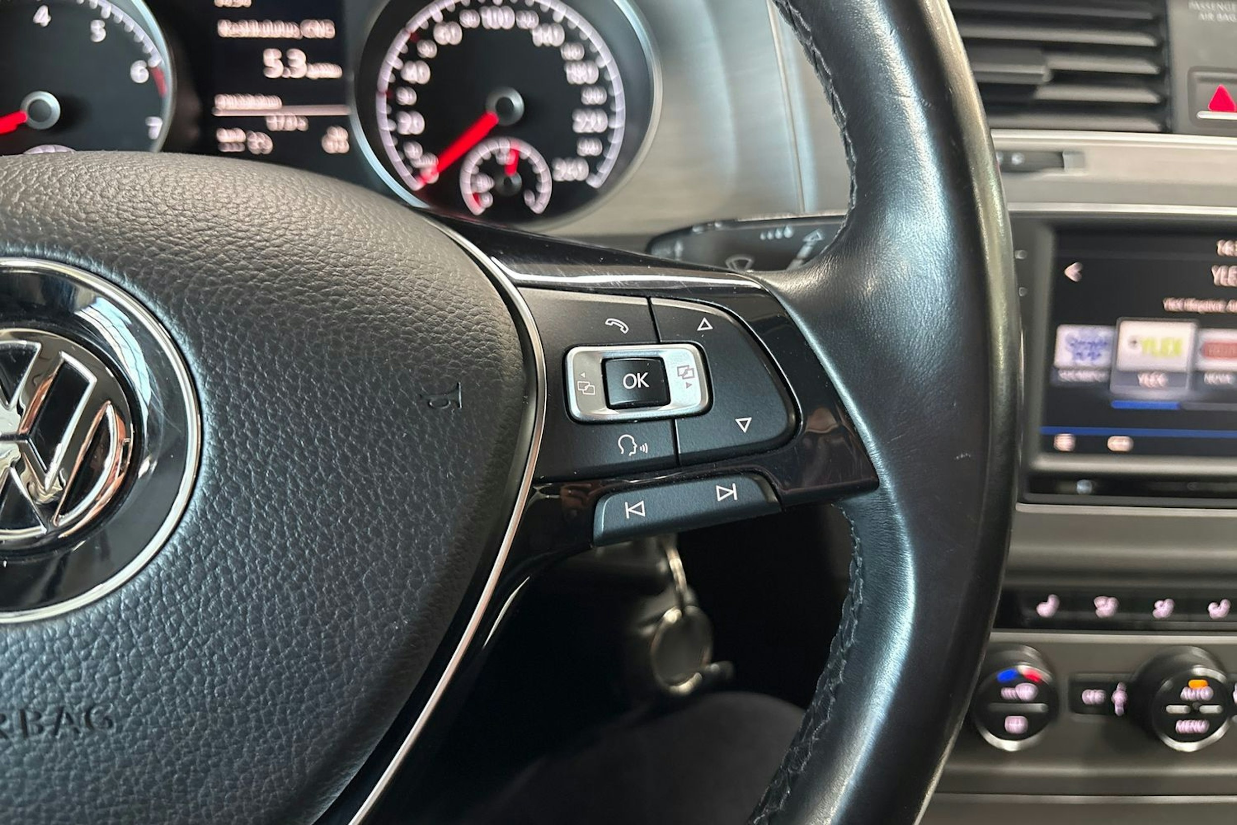 Harmaa Volkswagen GOLF 2016 kuva 16.