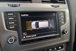 Harmaa Volkswagen GOLF 2016 kuva 19.