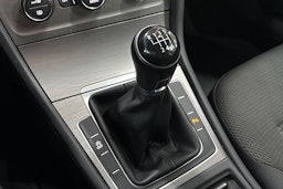 Harmaa Volkswagen GOLF 2016 kuva 23.