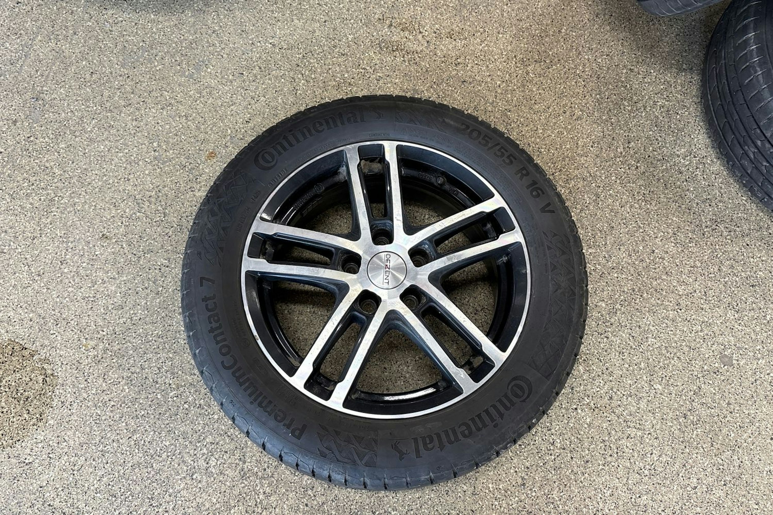 Harmaa Volkswagen GOLF 2016 kuva 28.