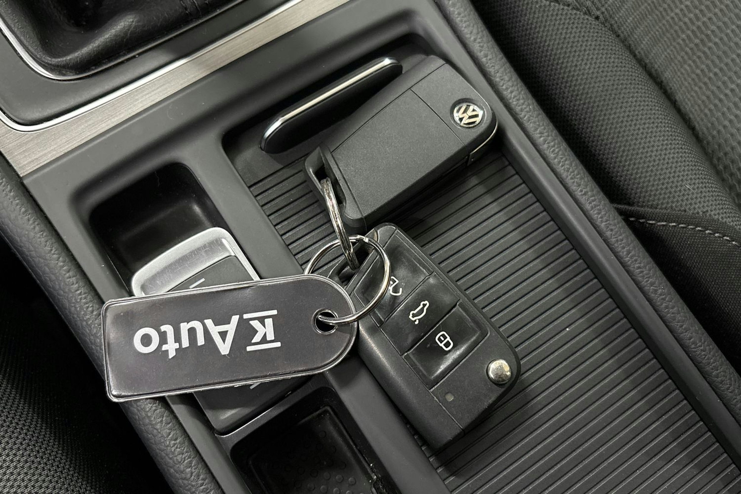 Harmaa Volkswagen GOLF 2016 kuva 29.