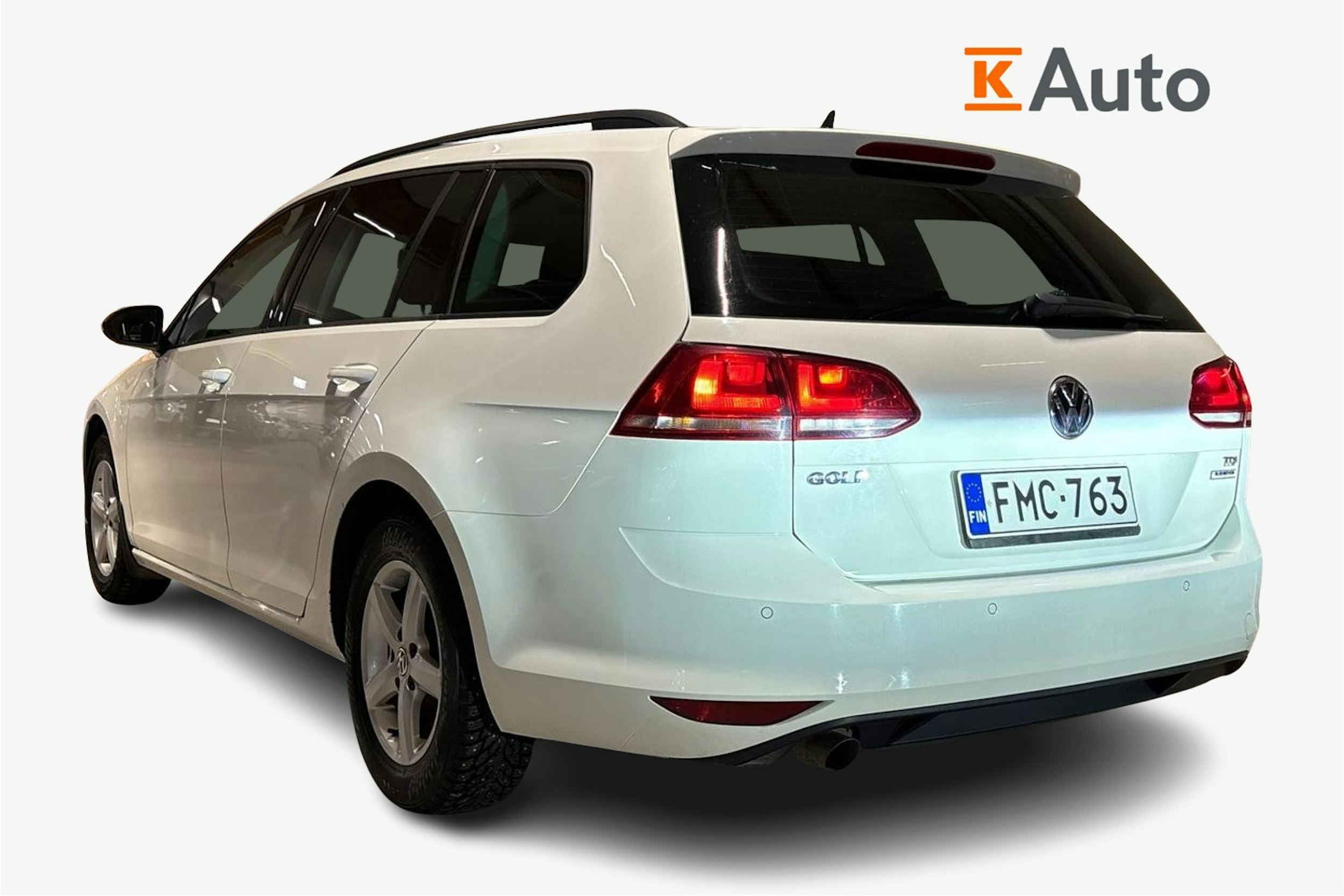 Valkoinen Volkswagen GOLF 2016 kuva 2.