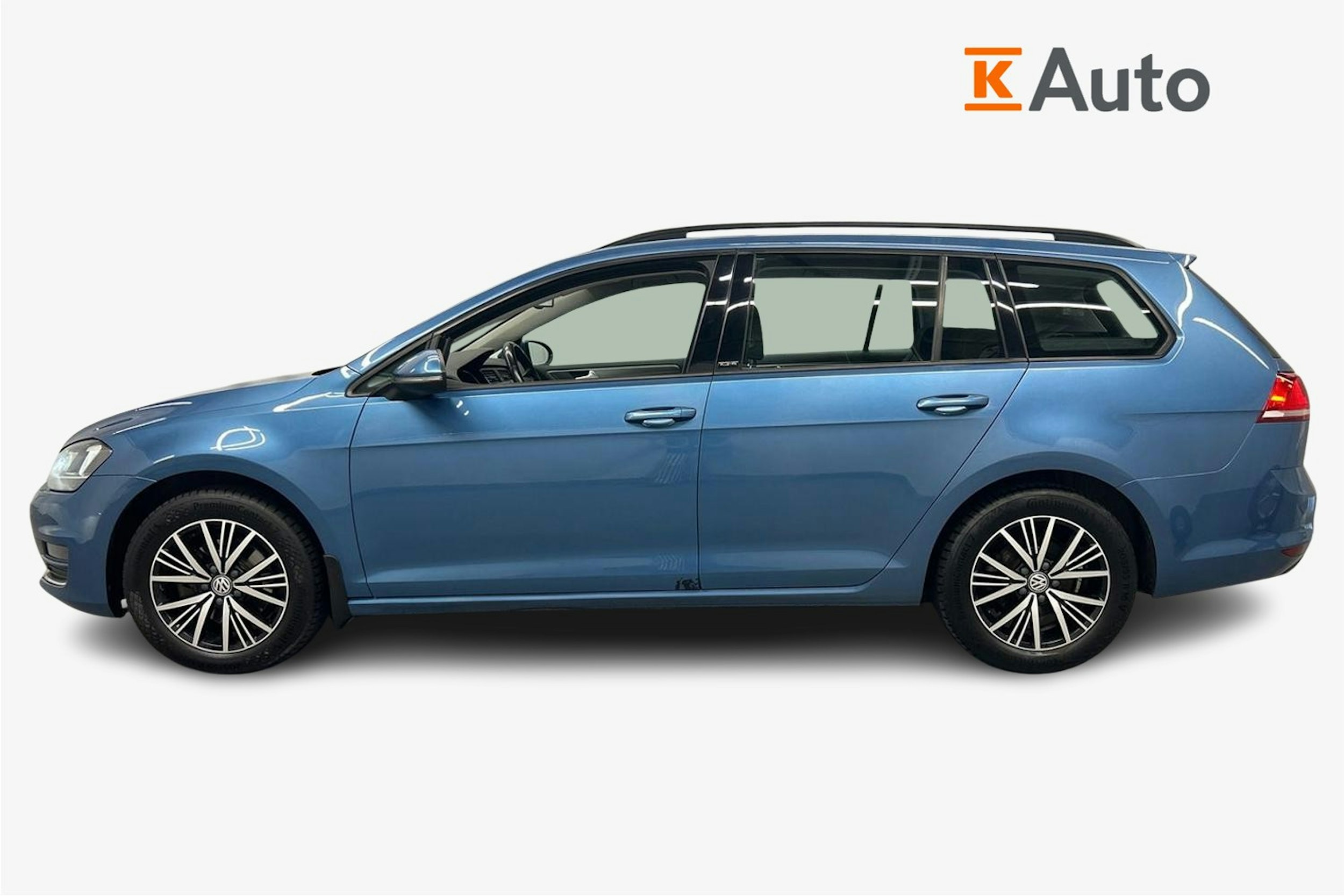 sininen Volkswagen Golf 2016 kuva 6.