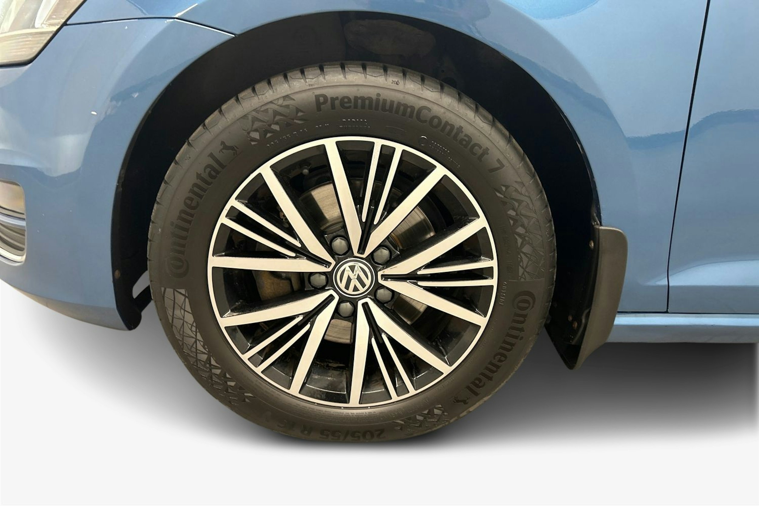 sininen Volkswagen Golf 2016 kuva 11.