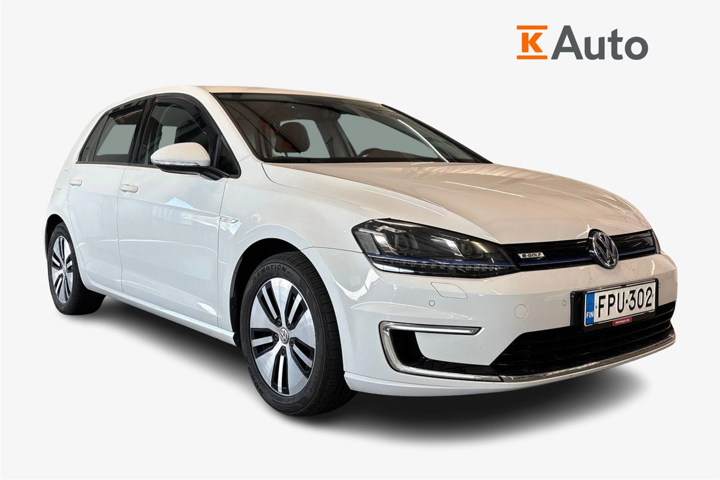 valkoinen Volkswagen Golf 2016 kuva 1.