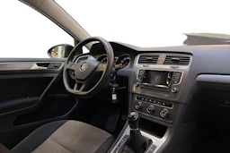 musta Volkswagen Golf 2016 kuva 9.