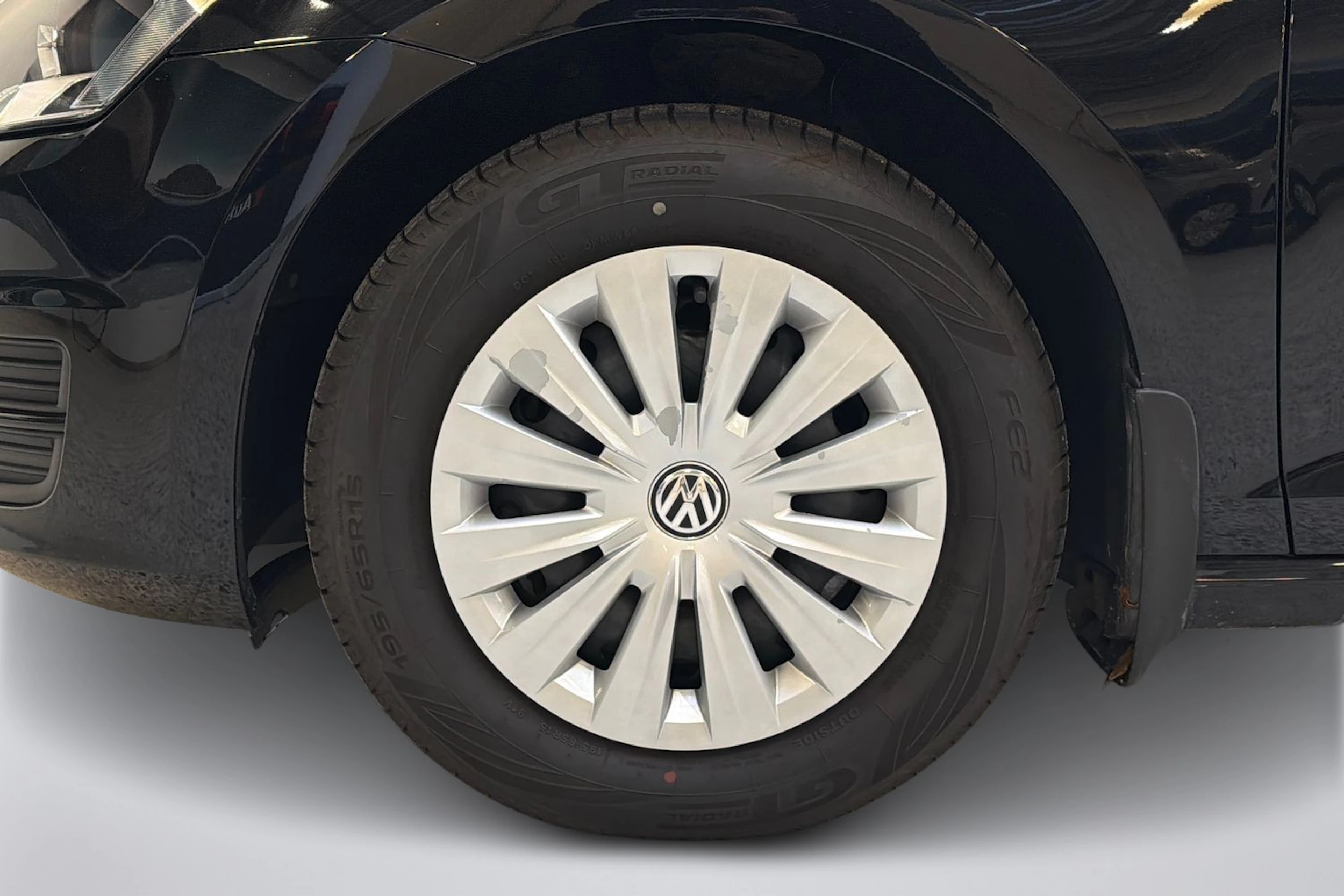 musta Volkswagen Golf 2016 kuva 12.