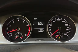 musta Volkswagen Golf 2016 kuva 16.