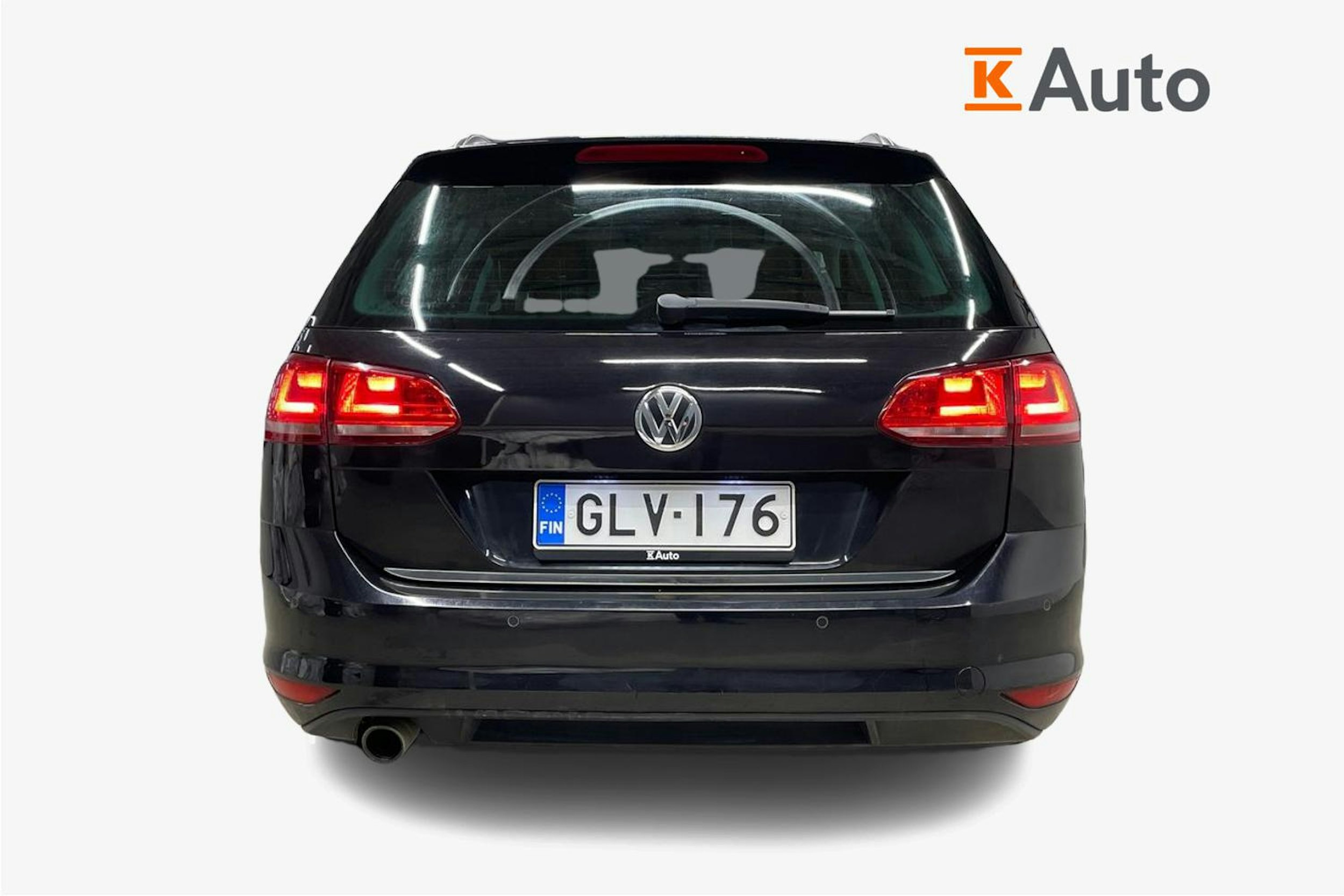 musta Volkswagen Golf 2016 kuva 3.